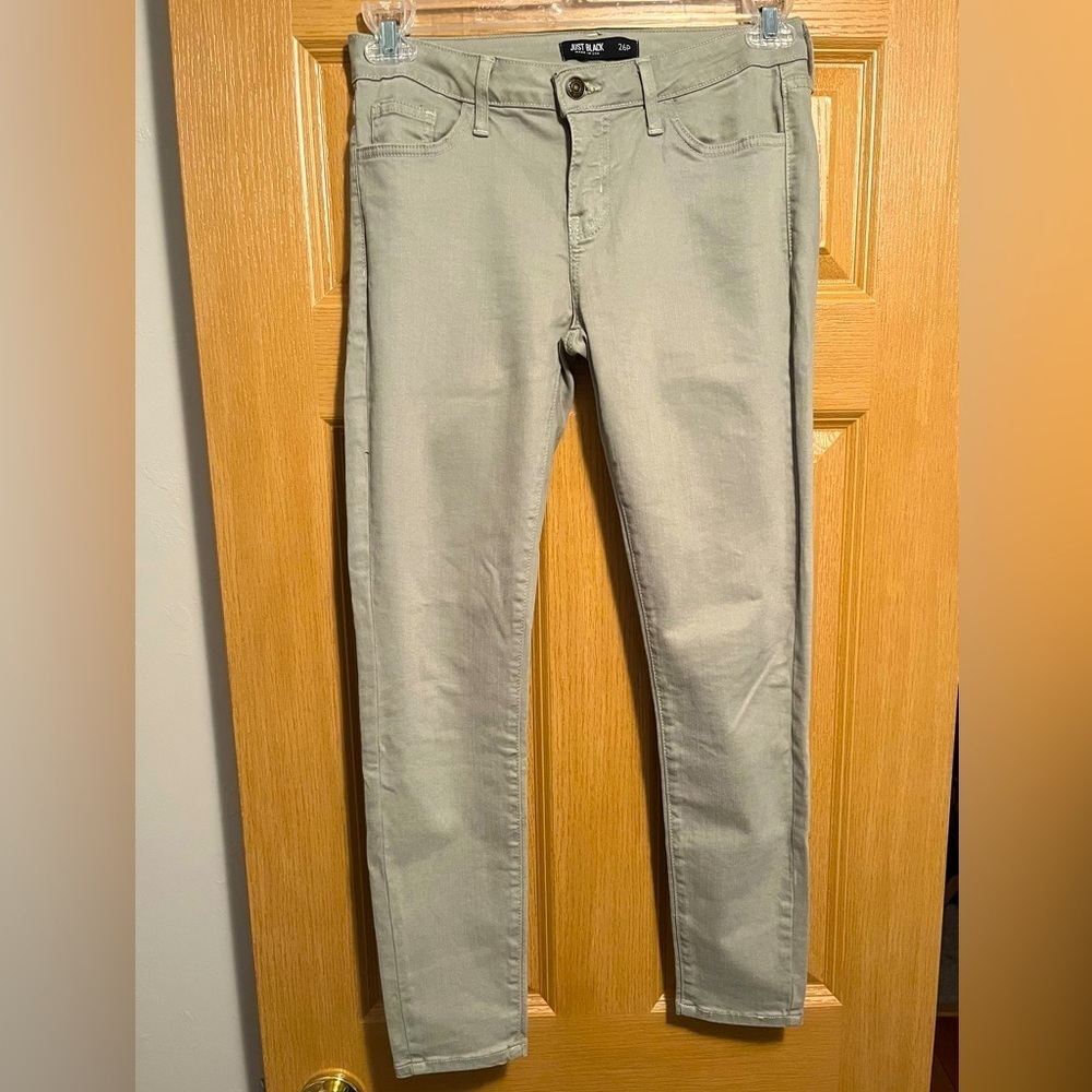 Just Black Denim Modern Classic Skinny Jeans